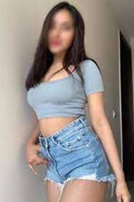 Call Girls in Kalyan